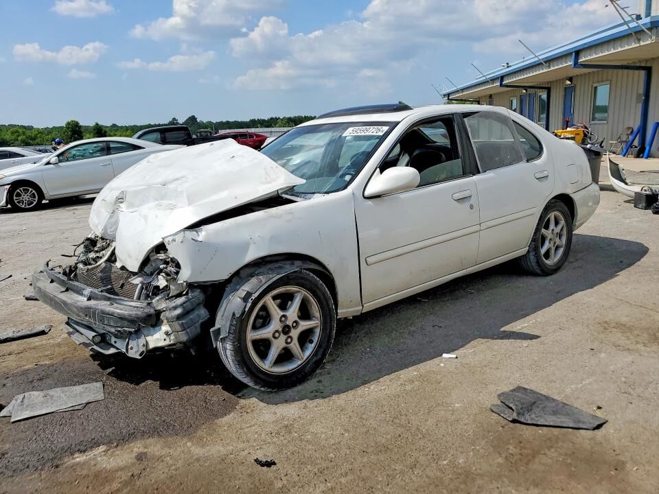 2001 NISSAN Altima