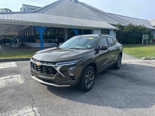 2024 CHEVROLET Trax