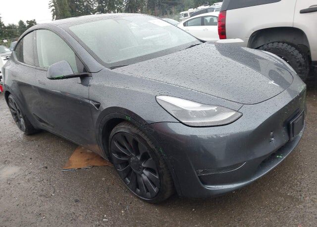 2022 TESLA Model Y