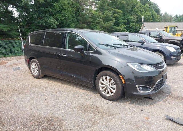 2019 CHRYSLER Pacifica