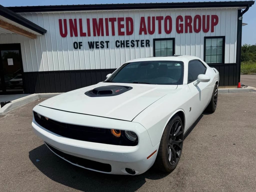 2017 DODGE Challenger