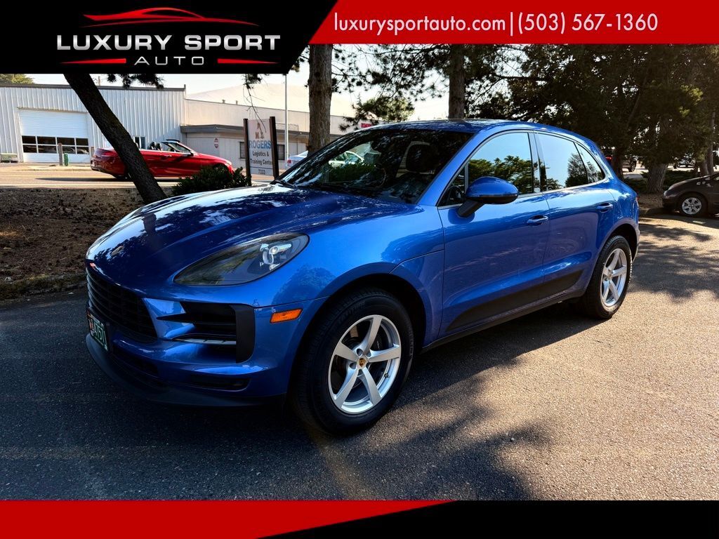 2020 PORSCHE Macan