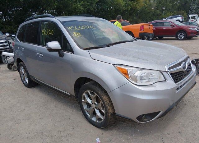 2016 SUBARU Forester