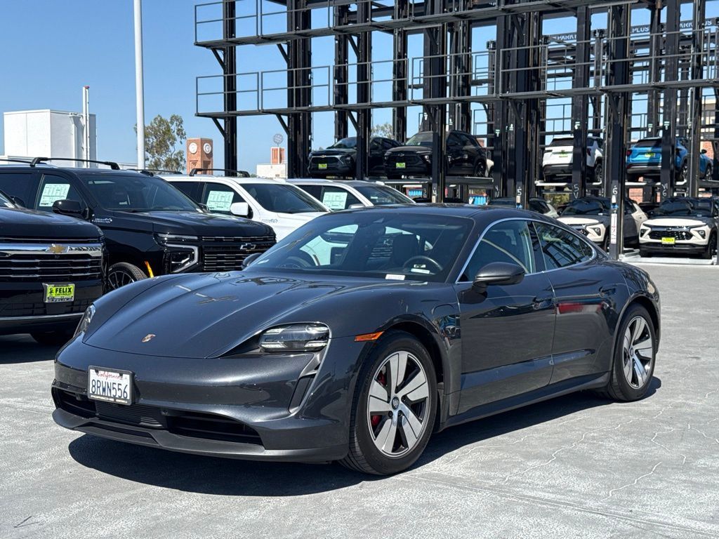 2020 PORSCHE Taycan