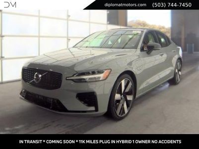 2024 VOLVO S60