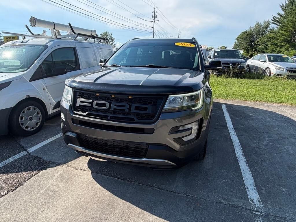 2016 FORD Explorer