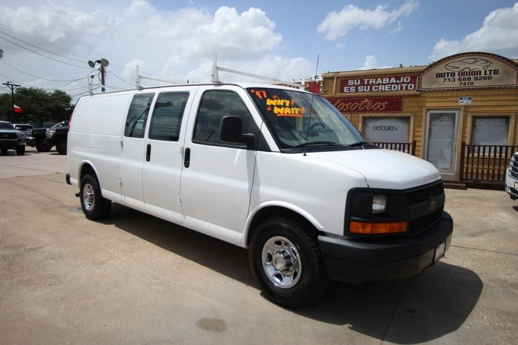 2017 CHEVROLET Express