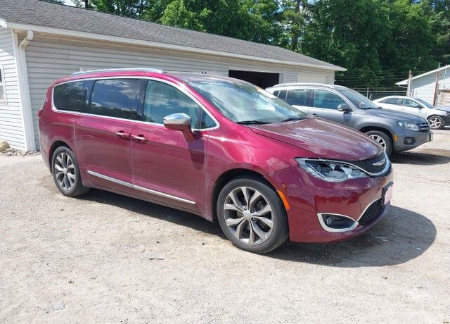 2017 CHRYSLER Pacifica