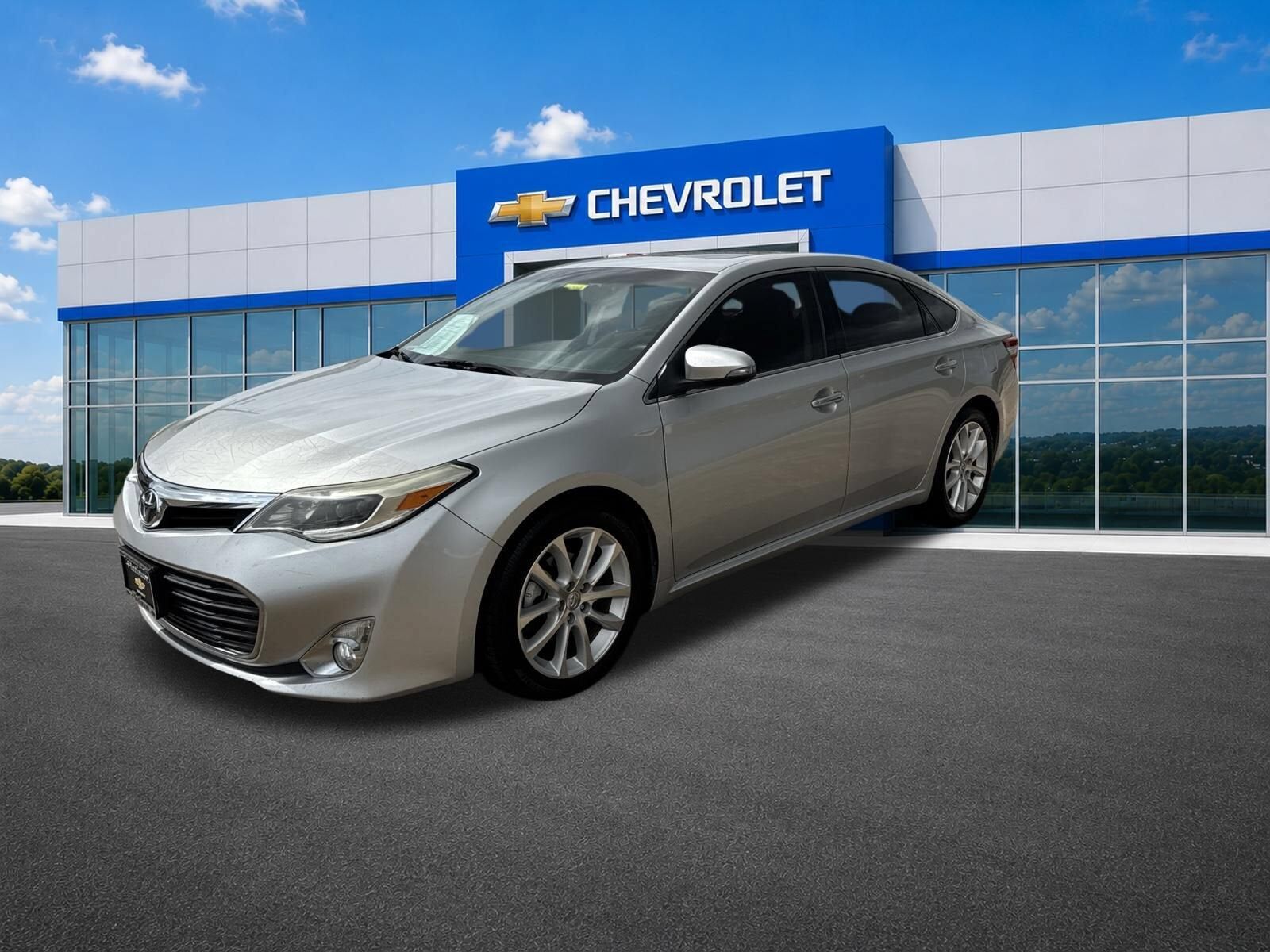 2013 TOYOTA Avalon