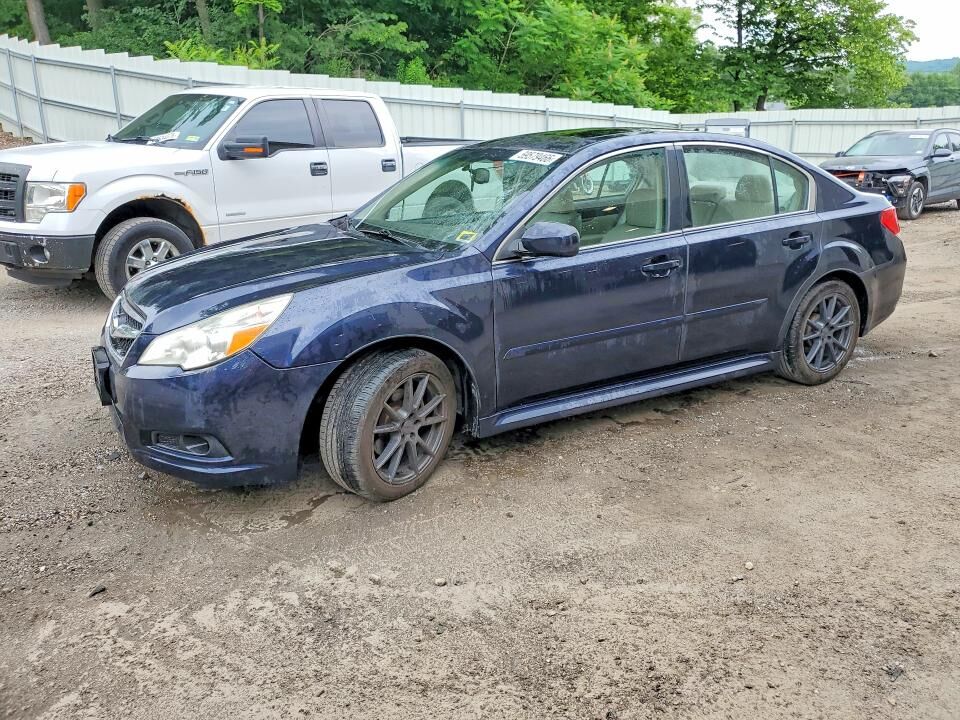 2012 SUBARU Legacy