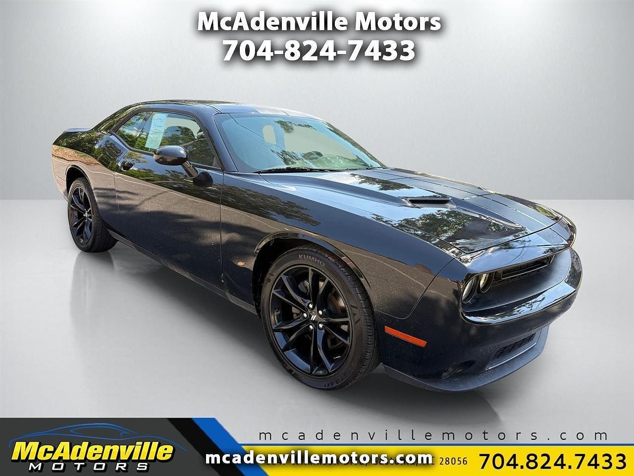 2017 DODGE Challenger