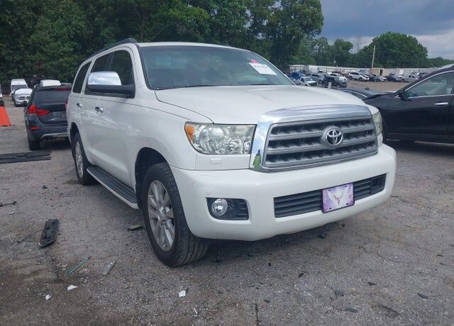 2010 TOYOTA Sequoia