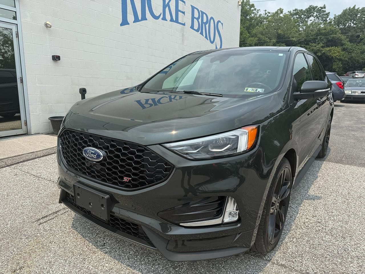2022 FORD Edge