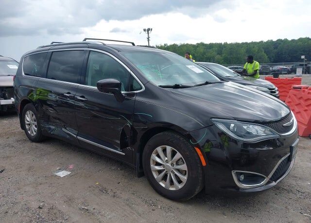2018 CHRYSLER Pacifica