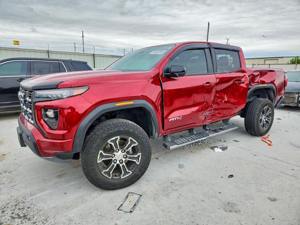 2024 GMC Canyon