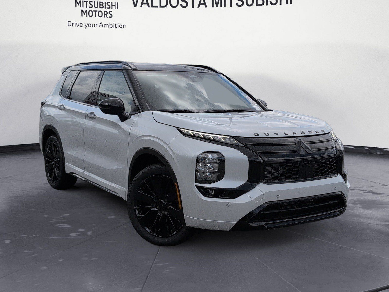 2026 MITSUBISHI Outlander