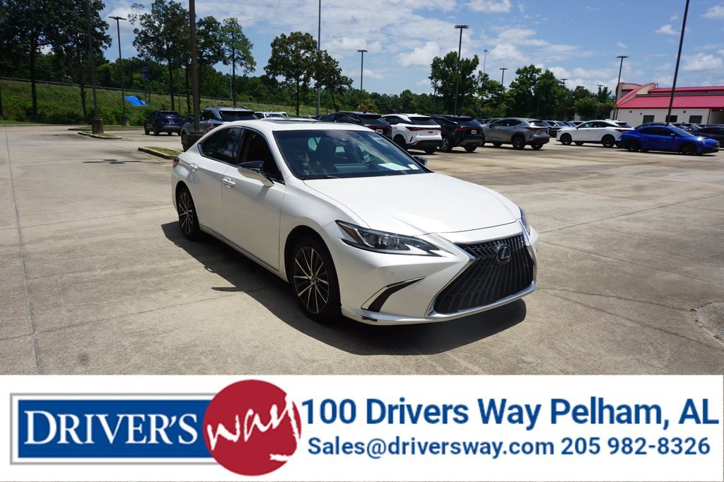 2024 LEXUS ES