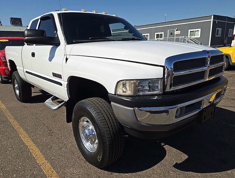 2002 DODGE Ram