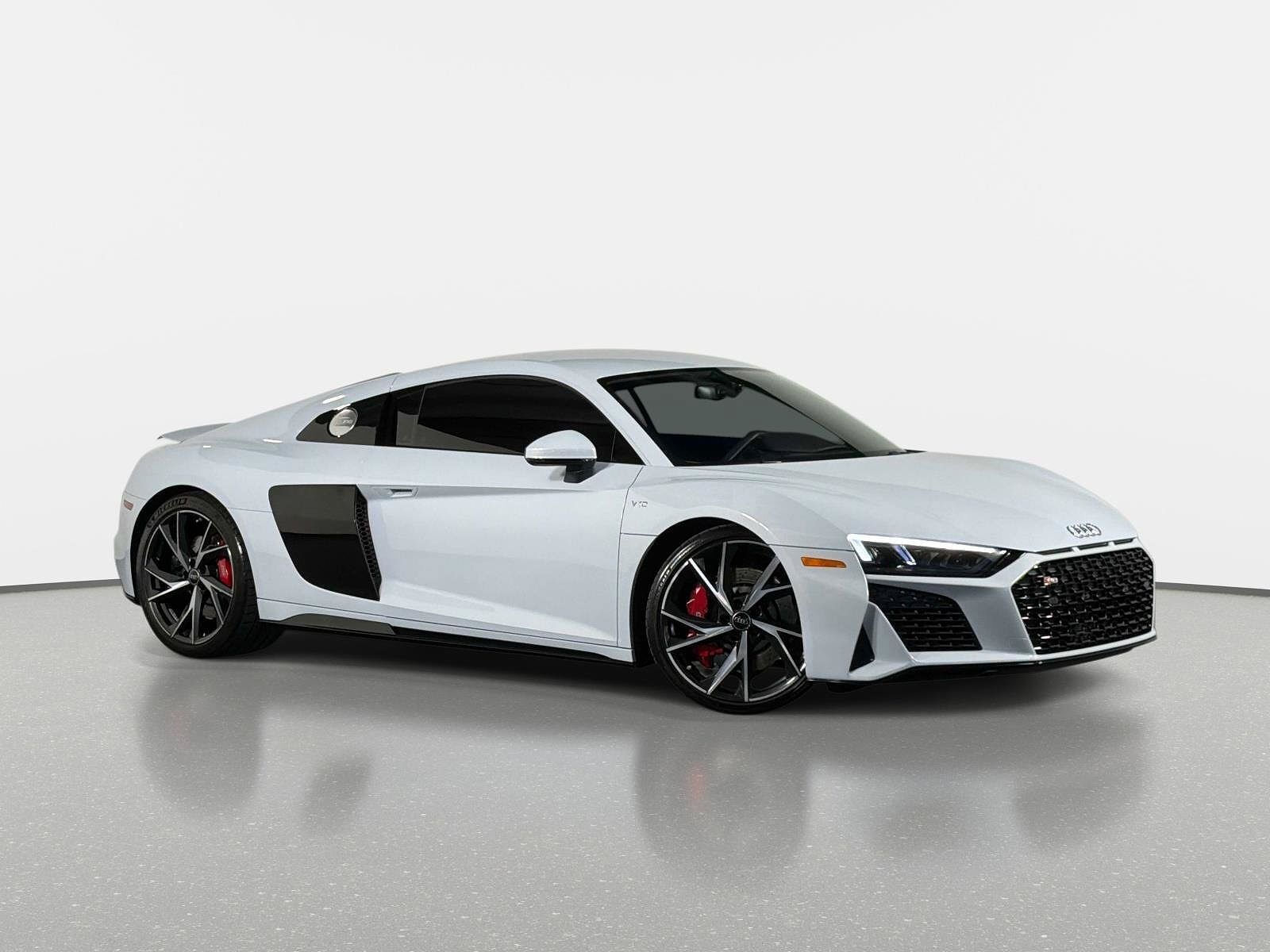 2023 AUDI R8