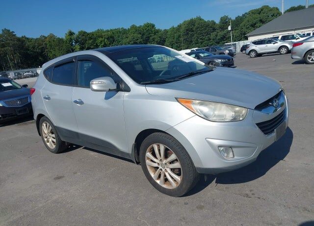 2013 HYUNDAI Tucson