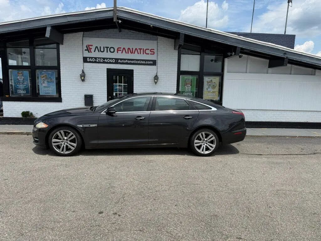 2012 JAGUAR XJ