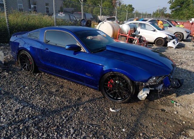 2013 FORD Mustang