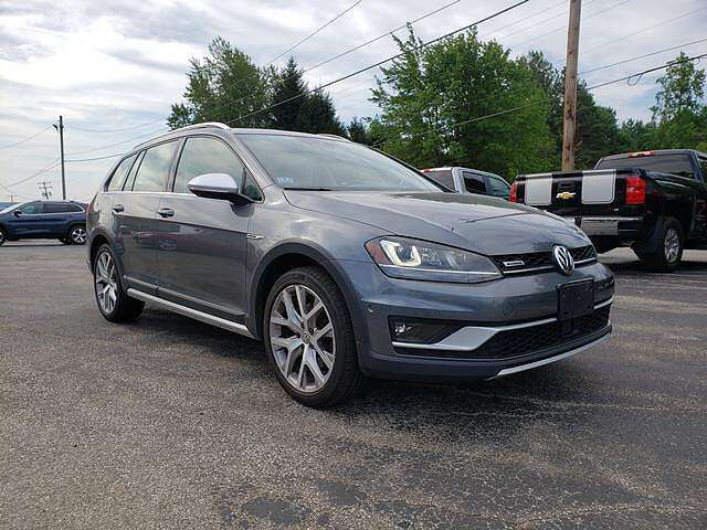 2017 VOLKSWAGEN Golf Alltrack