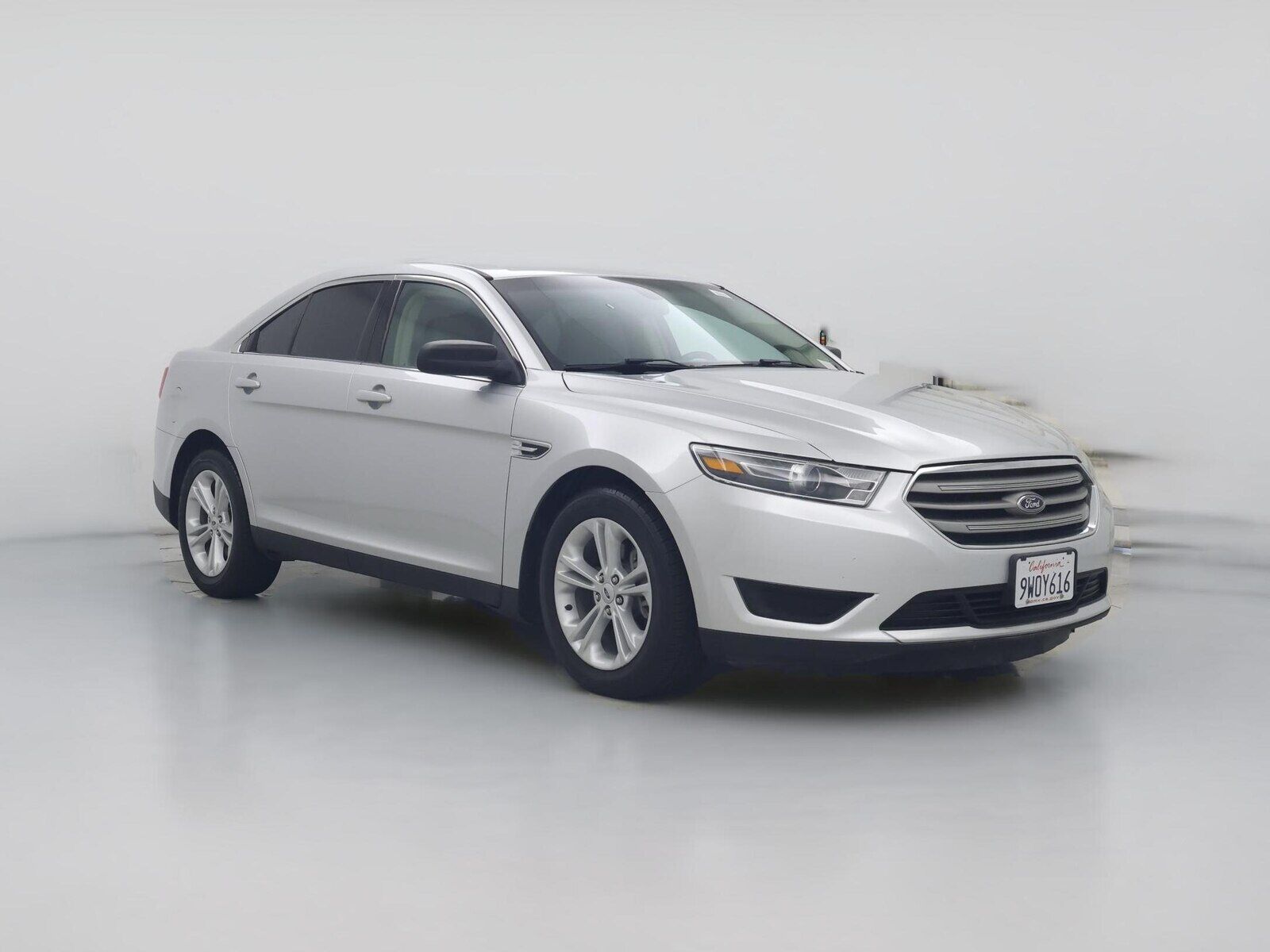 2016 FORD Taurus