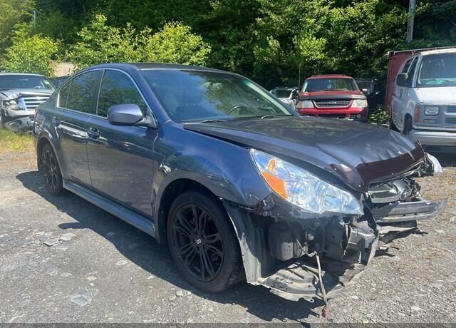 2014 SUBARU Legacy