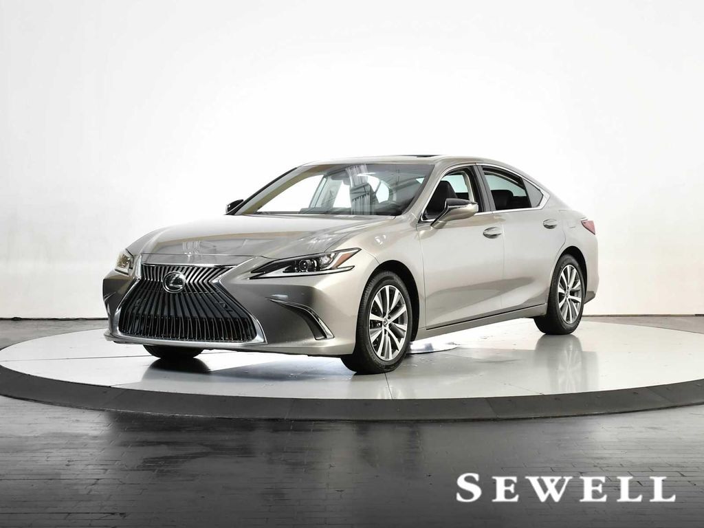 2020 LEXUS ES