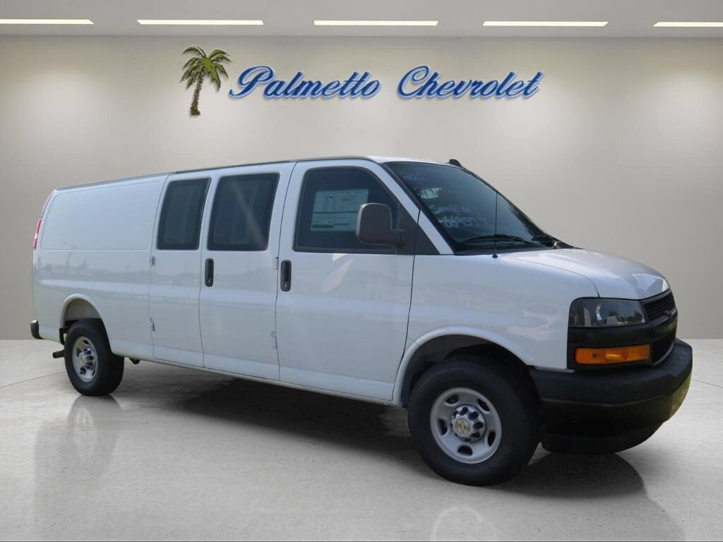 2026 CHEVROLET Express