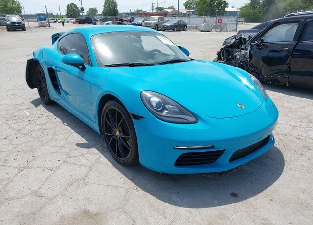 2017 PORSCHE Cayman
