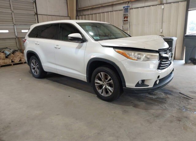 2014 TOYOTA Highlander
