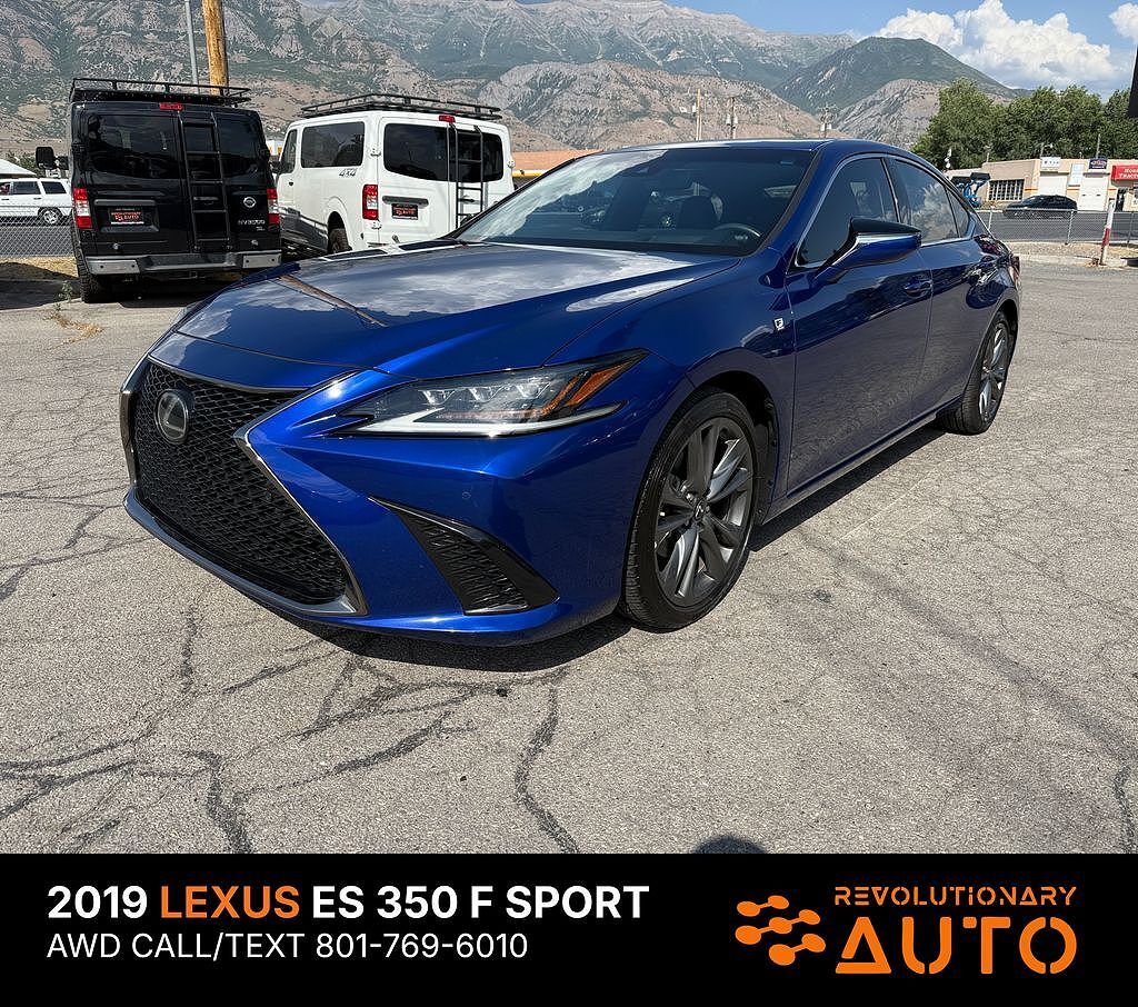 2019 LEXUS ES