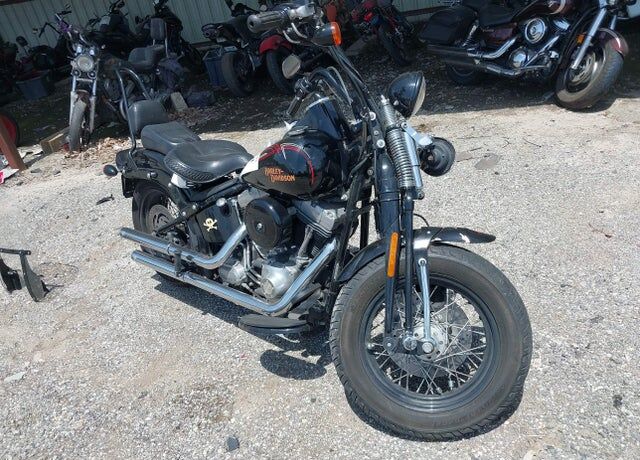 2009 HARLEY DAVIDSON Cross Bones