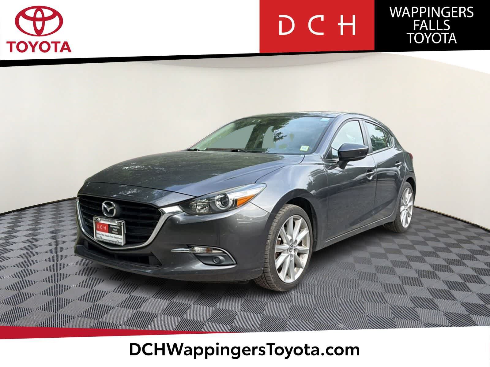 2017 MAZDA Mazda3