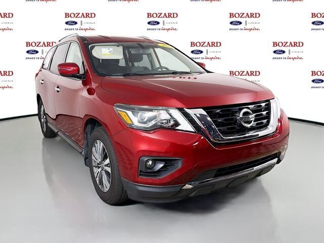 2020 NISSAN Pathfinder