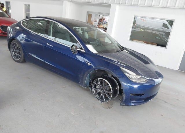 2019 TESLA Model 3