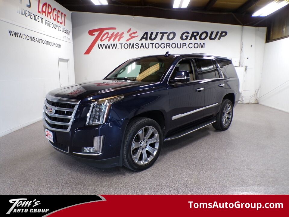 2017 CADILLAC Escalade