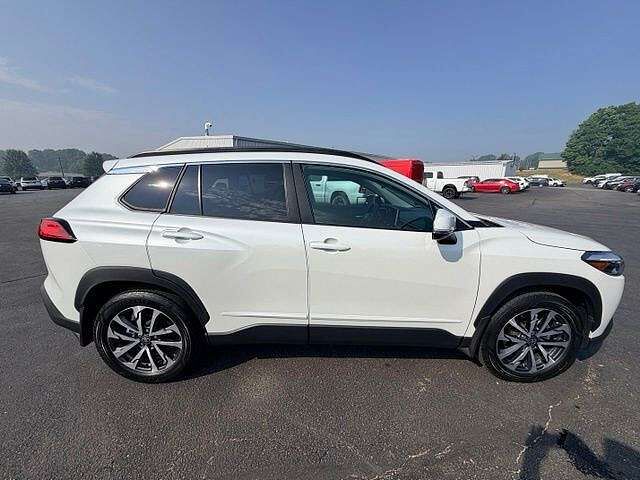 2024 TOYOTA COROLLA