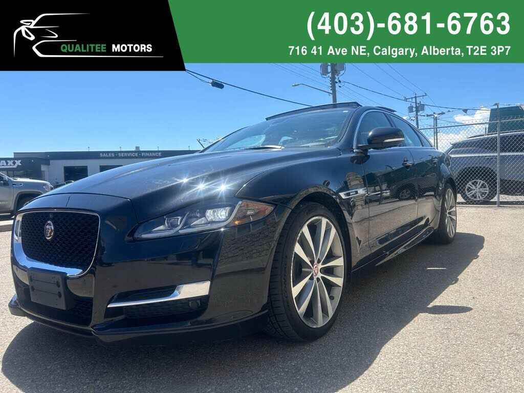 Jaguar XJ