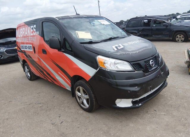 2021 NISSAN NV200