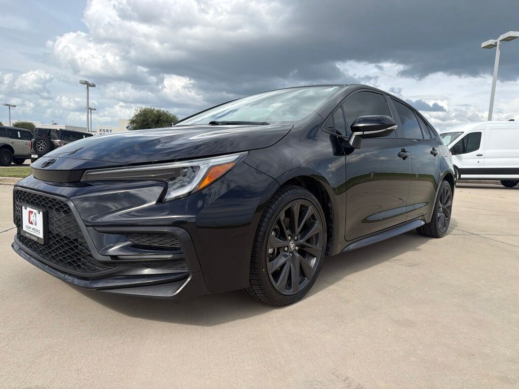 2024 TOYOTA Corolla