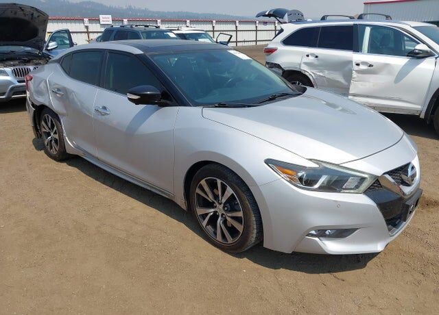 2017 NISSAN Maxima