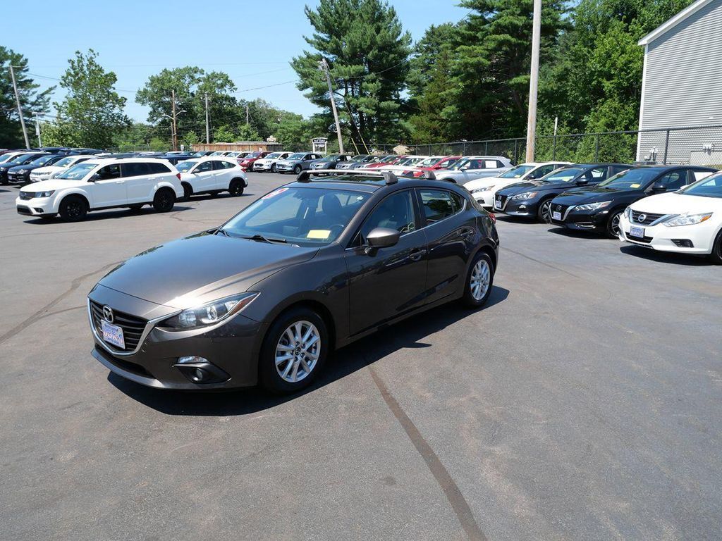 2016 MAZDA Mazda3