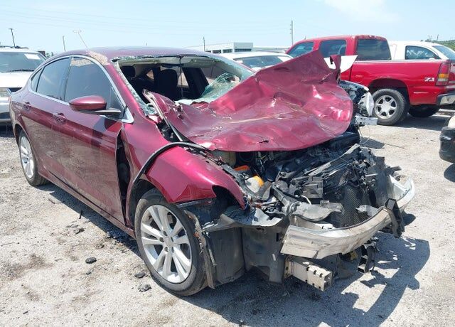2016 CHRYSLER 200