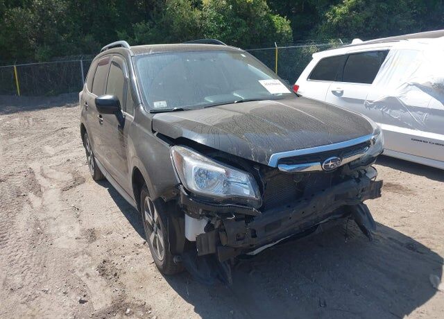 2018 SUBARU Forester