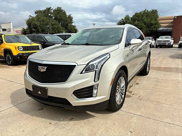 2017 CADILLAC XT5