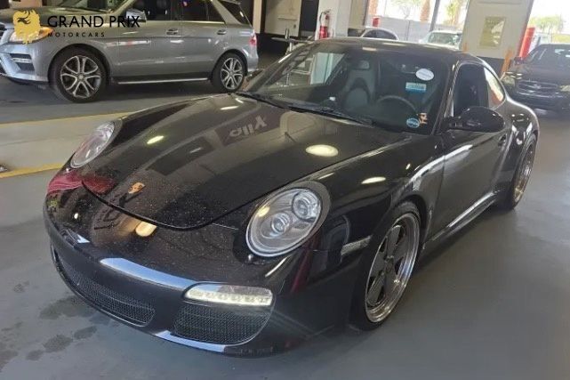 2009 PORSCHE 911
