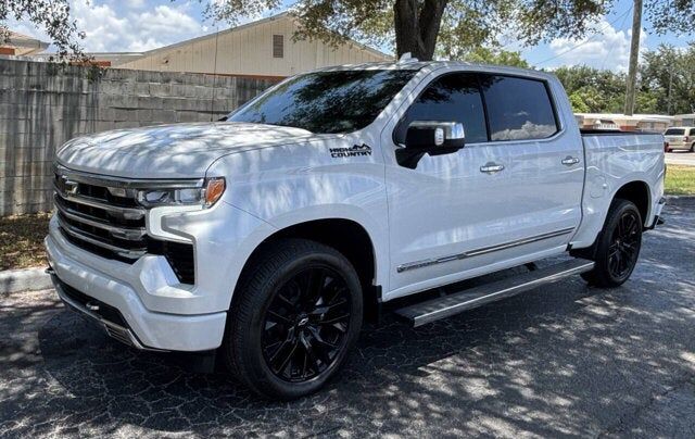 2025 CHEVROLET Silverado